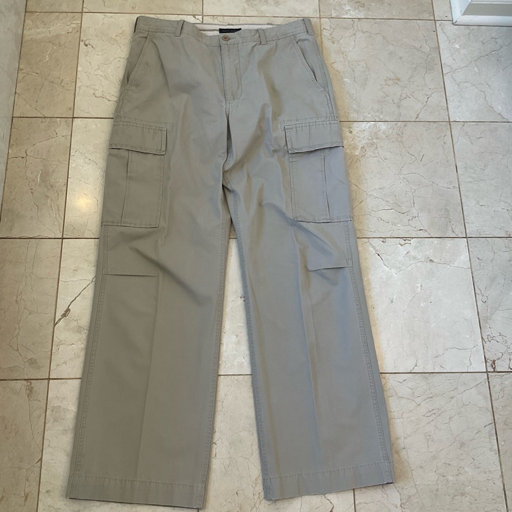 Banana Republic Cargo Pants, Khaki Color, 100% Cotton, 6-Pockets, Men’s 36 x 34 - Picture 6 of 15
